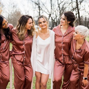 White’s Ferry Manor - bridesmaids - Venues & Event Spaces Near Me - Leesburg, Virginia White’s Ferry Manor - bridesmaids - Venues & Event Spaces Near Me - Leesburg, Virginia