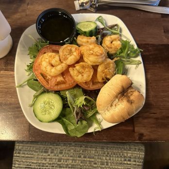 Killarney House - Shrimp scampi salad. - Pubs Near Me - Davidsonville, Maryland