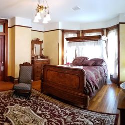 Victorian Lantern Bed & Breakfast