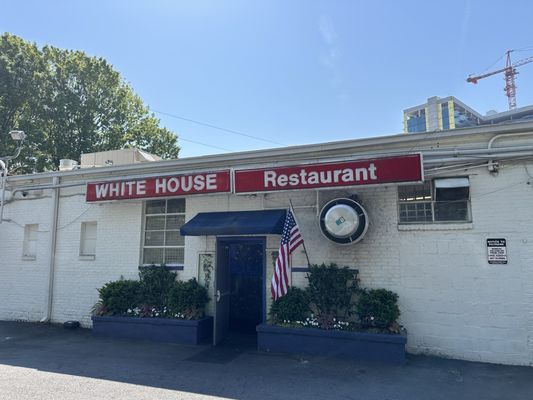 The White House Restaurant by null