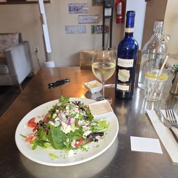 Twist fells point - Greek salad - Mediterranean Near Me - Baltimore, Maryland Twist fells point - Greek salad - Mediterranean Near Me - Baltimore, Maryland