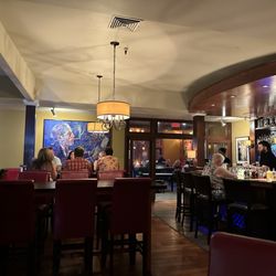 Hearsay Restaurant Lounge & Garden - Great ambiance