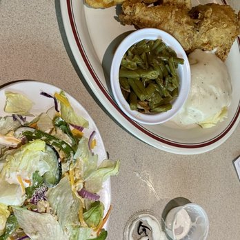 Big Mama’s Cafe - Chicken special closest to my momma's - Cafes Near Me - Columbia, Missouri Big Mama’s Cafe - Chicken special closest to my momma's - Cafes Near Me - Columbia, Missouri