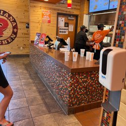 Popeyes Louisiana Kitchen - Front counter