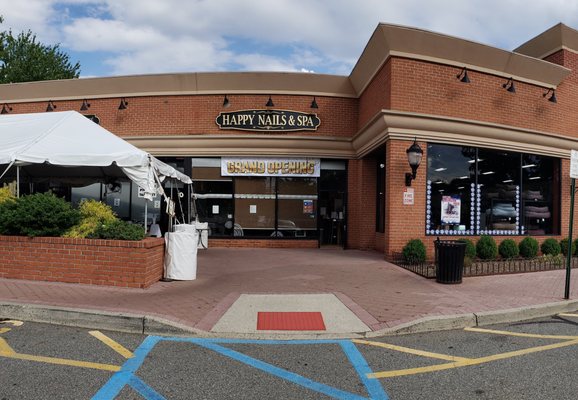 HAPPY NAILS & SPA - 36 Photos & 11 Reviews - 16 S Kinderkamack Rd