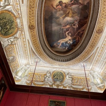 Kensington Palace - Landmarks & Historical Buildings Near Me - London, XGL