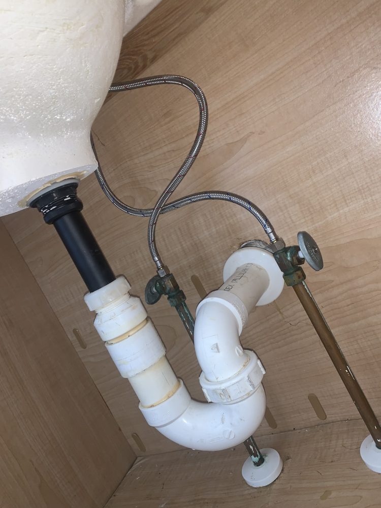 Slide of Ali Handyman