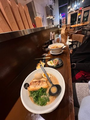 Silverlake Ramen by null
