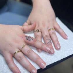 5 Monkeys Tattoo - Tiny tattoos