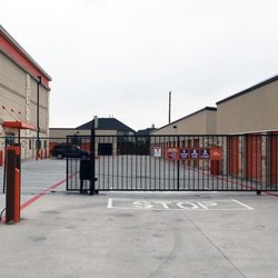 Public Storage