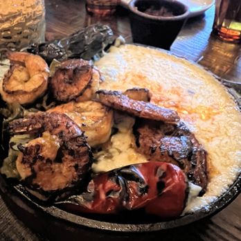 Ometeo - Gulf shrimp fajita - Tex-Mex Near Me - Tysons, Virginia
