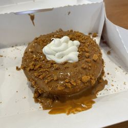 Duck Donuts - Cookie Crumble delicious