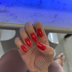 Iconic Nail Bar - 474 firey red regular polish fill in almond $40
