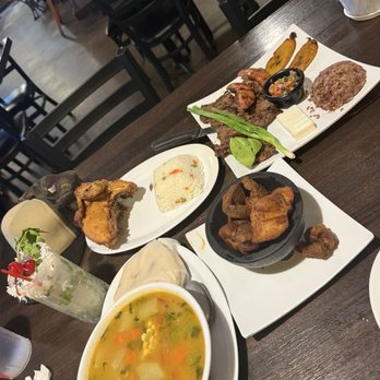 Pupusas Paradise - Denver - Salvadoran Near Me - Denver, Colorado
