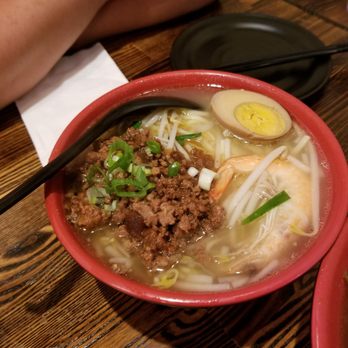Taipei Cafe - Dan dan mein - Taiwanese Near Me - Chicago, Illinois