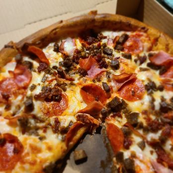 Tank's Pizza - Medium Max Meat - Pizza Near Me - San Antonio, Texas