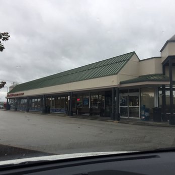 Max and Benny's Restaurant - Outside - Delis Near Me - Northbrook, Illinois