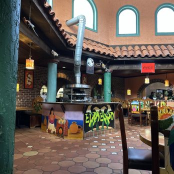 El Meson Restaurante Mexicano - Main dining room - Mexican Near Me - Chattanooga, Tennessee El Meson Restaurante Mexicano - Main dining room - Mexican Near Me - Chattanooga, Tennessee