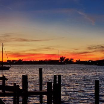 Tide Tables - Beautiful scenery at sunset - Seafood Near Me - Cortez, Florida
