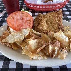 Windy City Grill - Fish sandwich