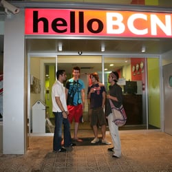 HelloBCN Backpackers Hostel
