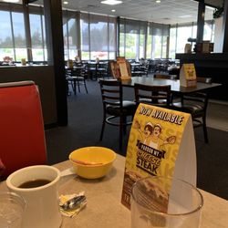 Paradise Lanes Entertainment Center - Empty Restaurant