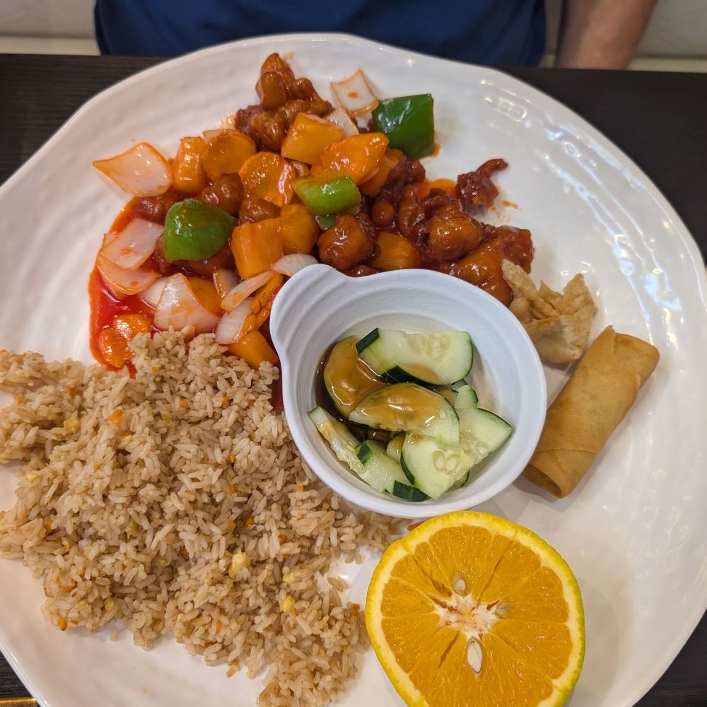 Chin's Szechwan - Encinitas - Sweet & sour pork - lunch portion - Chinese Near Me - Encinitas, California Chin's Szechwan - Encinitas - Sweet & sour pork - lunch portion - Chinese Near Me - Encinitas, California