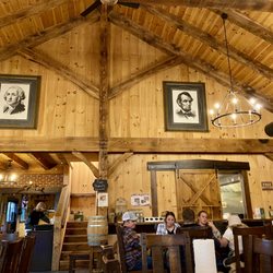 Stampede Barbecue - Interior