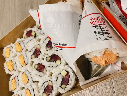 MakiMaki Sushi - Central Park South by null