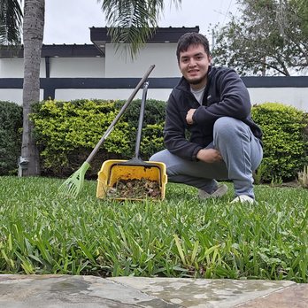 Pet Poo Pickup RGV - My name is Valentin, this is me taking a picture after cleaning up for weekly customer. - Pet Waste Removal Near Me Pet Poo Pickup RGV - My name is Valentin, this is me taking a picture after cleaning up for weekly customer. - Pet Waste Removal Near Me
