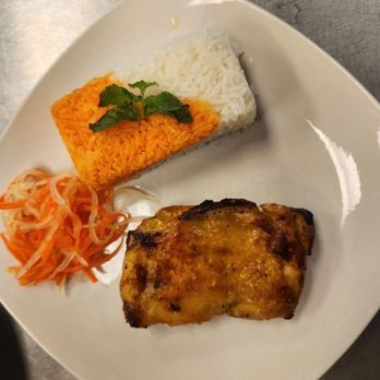 Thaily's - Lemongrass chicken- so tasty - Middle Eastern Near Me - Chandler, Arizona