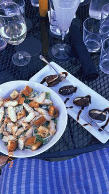 JJ's Wine Bar by null