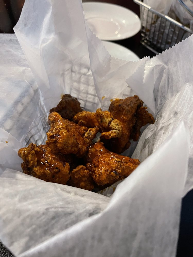 JAY’S SPORTS LOUNGE with 14 real customer photos Updated August 2024