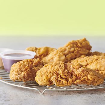 Hoots Wings By Hooters - a plate of fried chicken - Chicken Wings Near Me - Orange, California Hoots Wings By Hooters - a plate of fried chicken - Chicken Wings Near Me - Orange, California