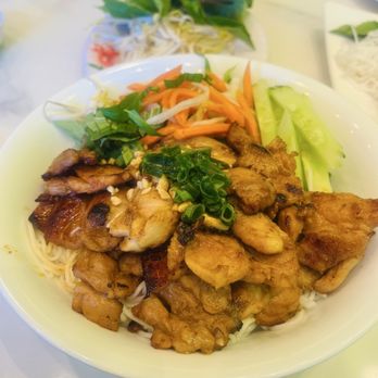 Pho Kapolei - BBQ Chicken Vermicelli - Vietnamese Near Me - Kapolei, Hawaii