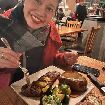 Hungry Hunter Steakhouse - Macy likes the Steak very tender - Steakhouses Near Me - Bakersfield, California Hungry Hunter Steakhouse - Macy likes the Steak very tender - Steakhouses Near Me - Bakersfield, California