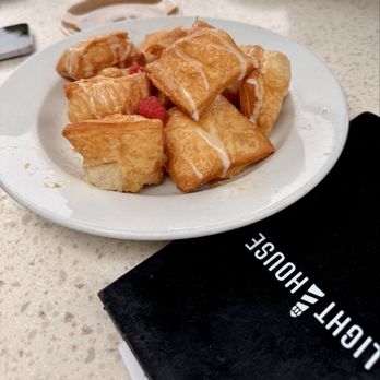 Lighthouse - Cinnamon Sugar Beignets - Breakfast & Brunch Near Me - Newport Beach, California