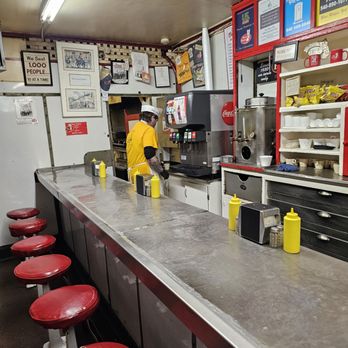 Texas Tavern - The inside of the restaurant was old and yet so clean that it was like stepping back in time. - Burgers Near Me - Roanoke, Virginia