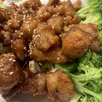 Top Thai Table - Chicken - Thai Near Me - San Dimas, California