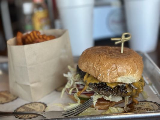 Brandani’s Burgers, Tacos & Brews by null