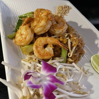 Krung Thep Thai Cuisine - Signature Pad Thai - Thai Near Me - Chicago, Illinois Krung Thep Thai Cuisine - Signature Pad Thai - Thai Near Me - Chicago, Illinois