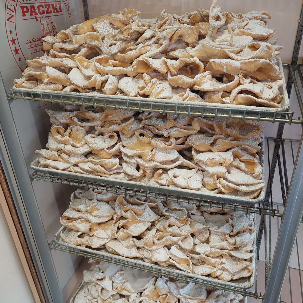 New Palace Bakery - Kolaczki - Bakeries Near Me - Hamtramck, Michigan New Palace Bakery - Kolaczki - Bakeries Near Me - Hamtramck, Michigan