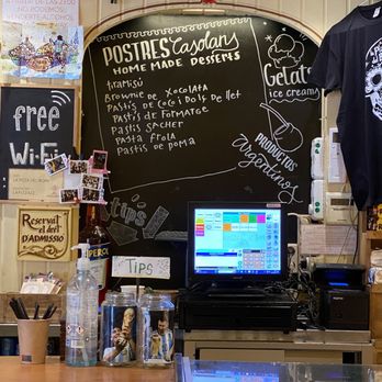 La Pizza del Born - Bar area - Pizza Near Me - Barcelona, B La Pizza del Born - Bar area - Pizza Near Me - Barcelona, B
