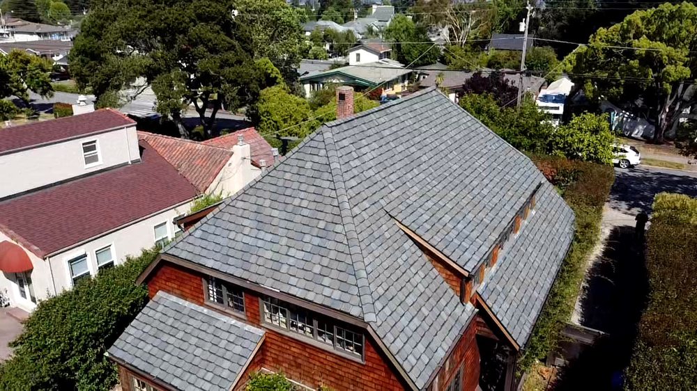 Slide of Redwood Roofing