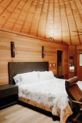 Stormking Cabins & Spa by null