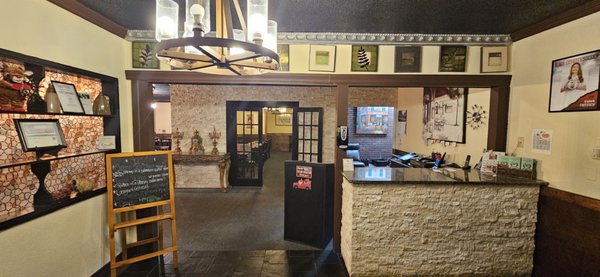 Mia's Italian Bistro by null