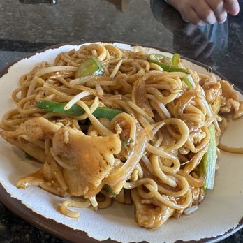 Wonderful Hand Pulled Noodle - Chicken stir fry - Noodles Near Me - Orlando, Florida Wonderful Hand Pulled Noodle - Chicken stir fry - Noodles Near Me - Orlando, Florida