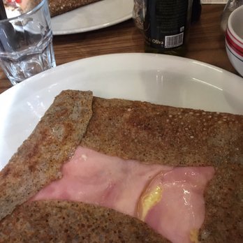 Maison Bretonne - Crepe formaggio e prosciutto cotto - Bars Near Me - Milan, Michigan
