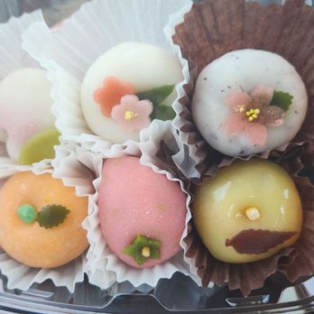 Chikara Mochi - Lovely designs - Bakeries Near Me - Gardena, California