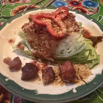 Bonge's Tavern - Wedge salad with raspberry vinaigrette - New American Near Me - Perkinsville, Indiana Bonge's Tavern - Wedge salad with raspberry vinaigrette - New American Near Me - Perkinsville, Indiana